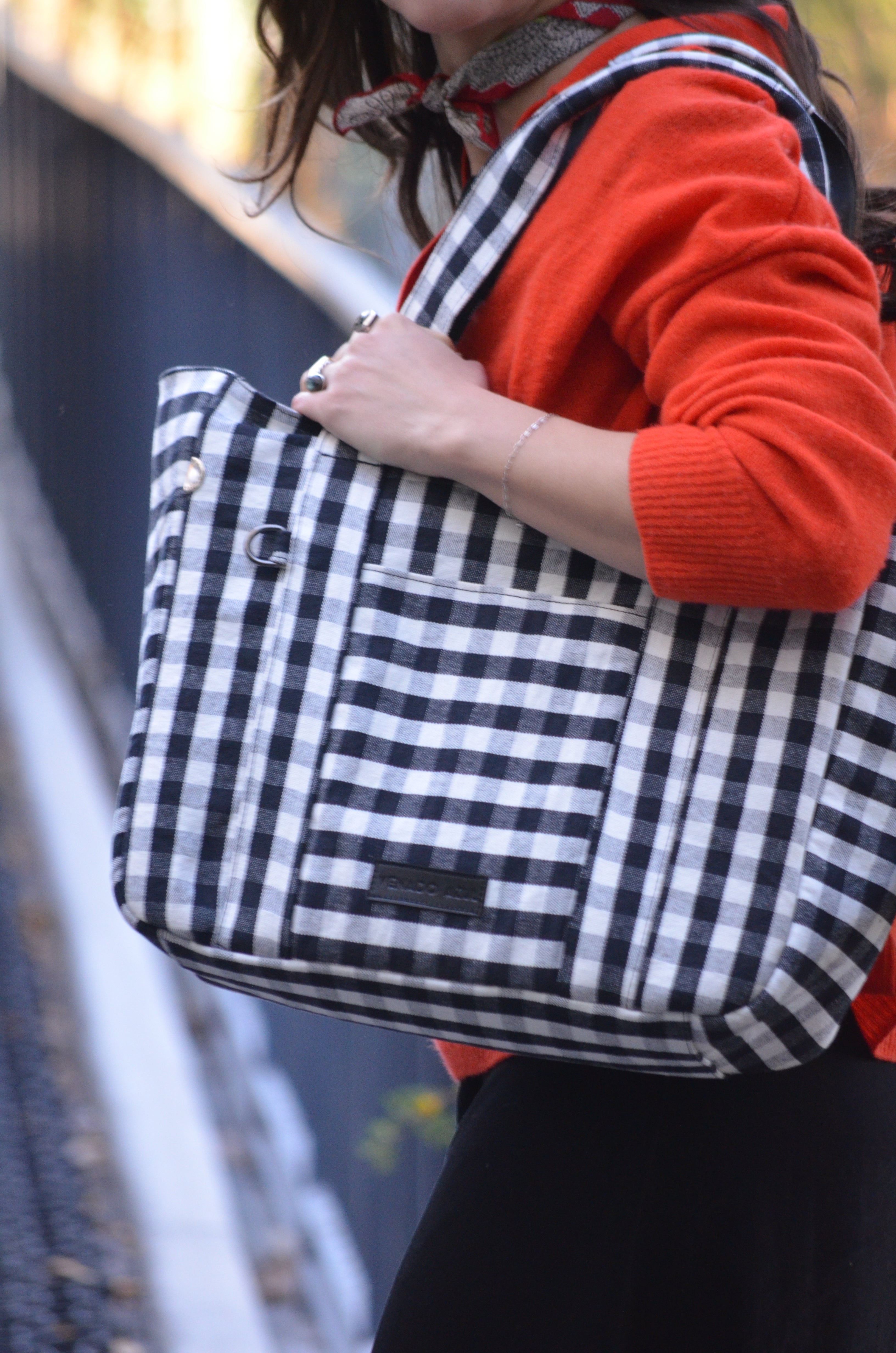 Bolsa Tote Bag Soho Cuadros Blanco y Negro