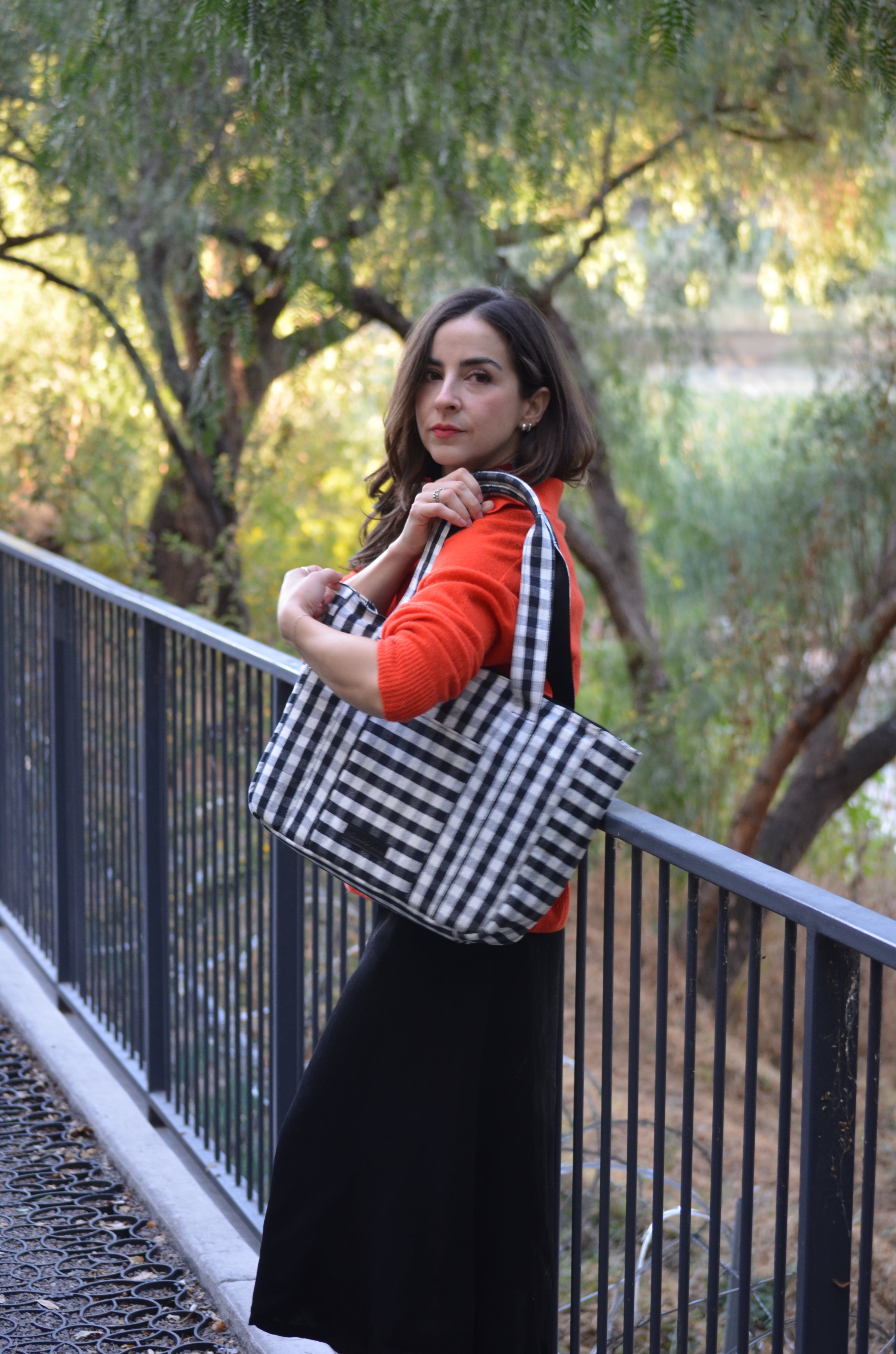Bolsa Tote Bag Soho Cuadros Blanco y Negro